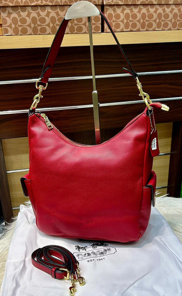 Zippy Pebbled Leather Shoulder Bag - Red